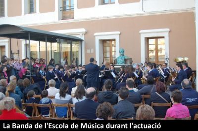 Celebraci de la Diada de Sant Jordi al Castell dAmposta