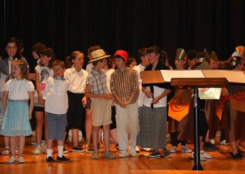 Societat Musical La Unió Filharmònica d´Amposta > Arxiu de notícies > CANTATA: <i>«On és la música?»</i>