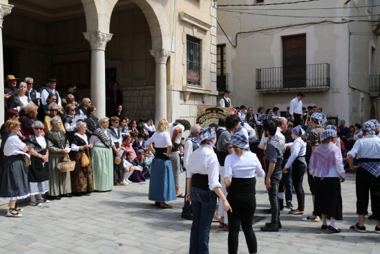 Societat Musical La Uni Filharmnica dAmposta > Notcies > Festa del Mercat a la Plaa 2018