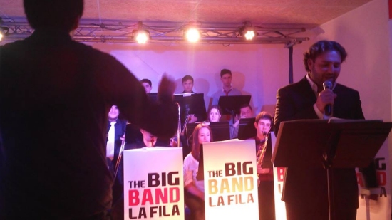 Societat Musical La Uni Filharmnica dAmposta > Arxiu de notcies > Nit de jazz a la Fila amb la Big Band