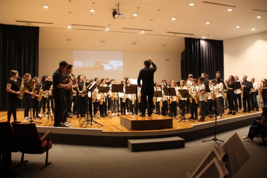 Societat Musical La Uni Filharmnica dAmposta > Notcies > 7a Trobada de saxos de les Terres de lEbre