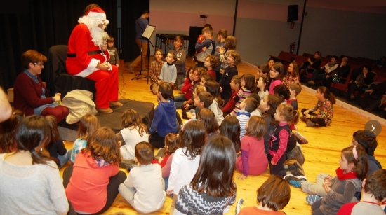 Societat Musical La Uni Filharmnica dAmposta > Arxiu de notcies > Benvingut a la Fila, Pare Noel!